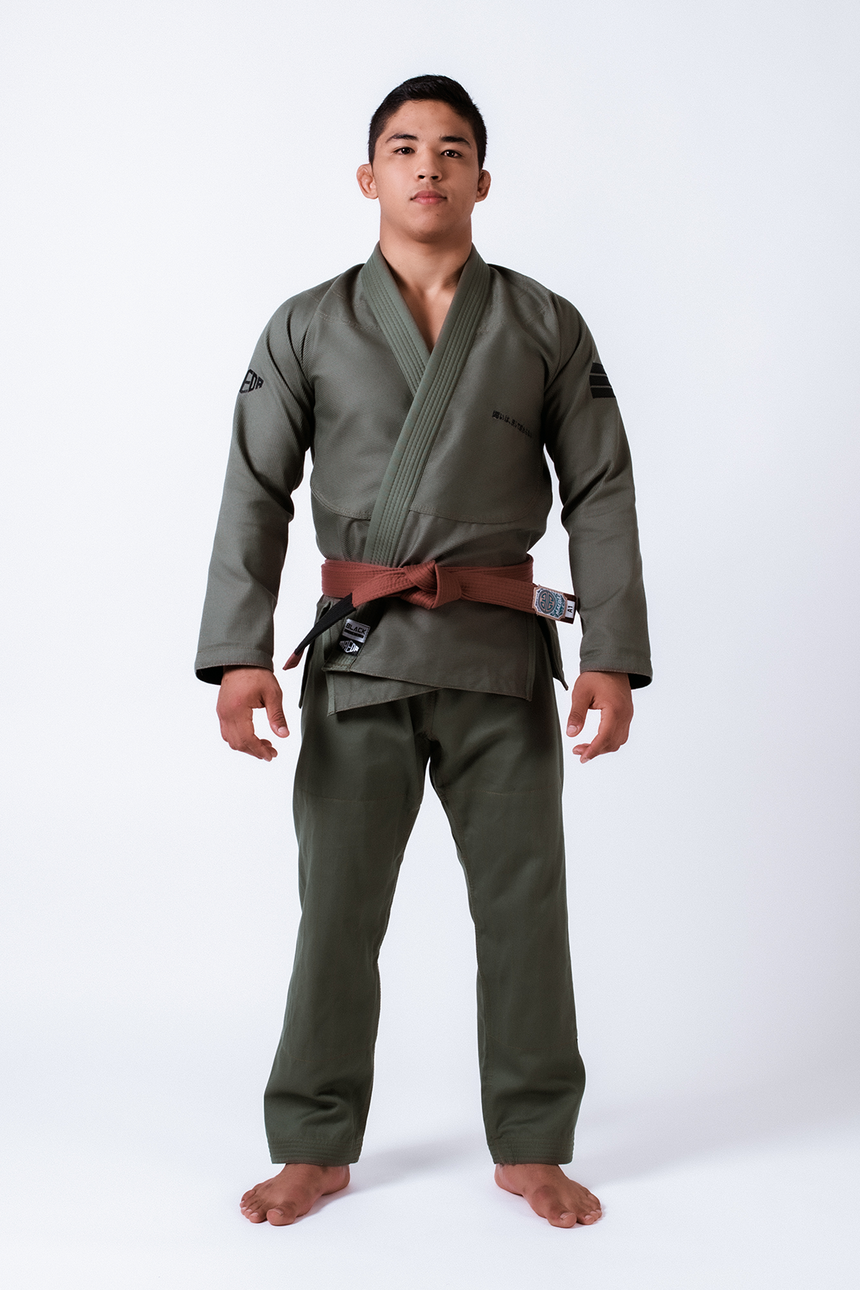 Black Label Jiu Jitsu Gi (Free White Belt) - Military Green